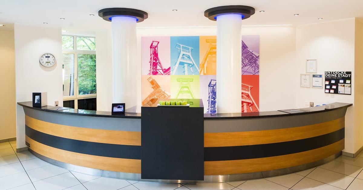 Hotel Bochum Wattenscheid Affiliated By Melia Екстериор снимка