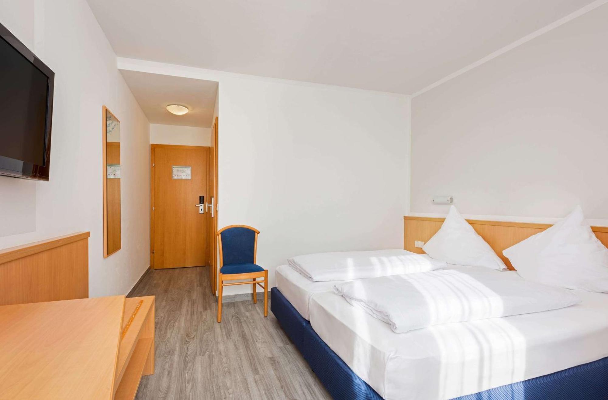 Hotel Bochum Wattenscheid Affiliated By Melia Екстериор снимка